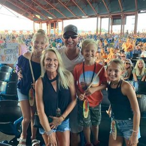 Meet your Posher, Danica